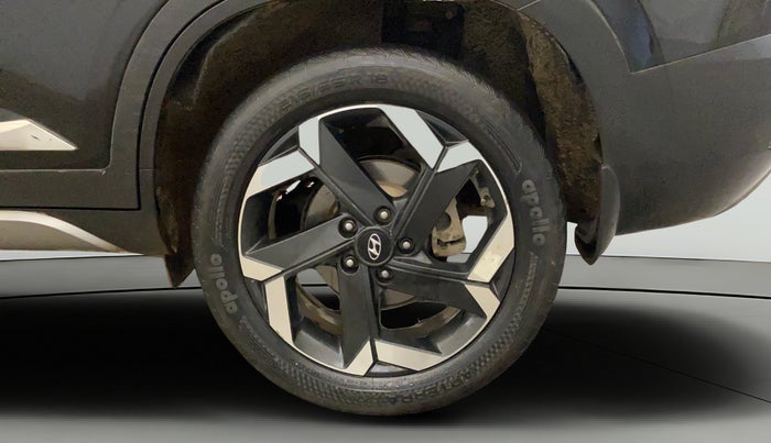 2021 Hyundai ALCAZAR PLATINUM 2.0 MT 7STR, Petrol, Manual, 38,444 km, Left Rear Wheel