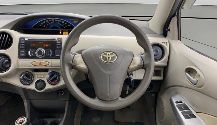 2013 Toyota Etios G, Petrol, Manual, 1,16,531 km, Steering Wheel Close Up