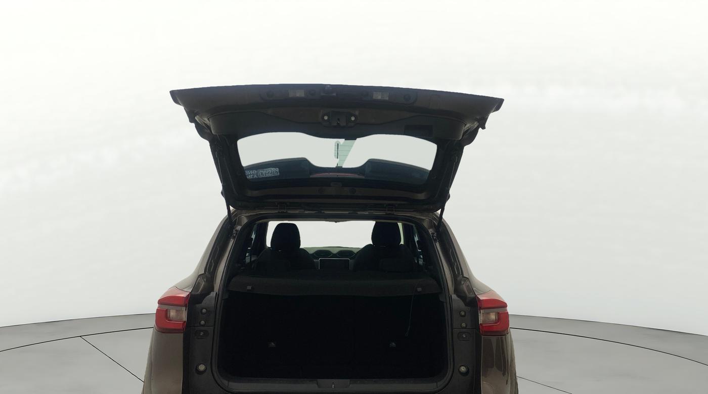 2022 Nissan MAGNITE XV PREMIUM TURBO CVT, Petrol, Automatic, 31,294 km, Boot Door Open