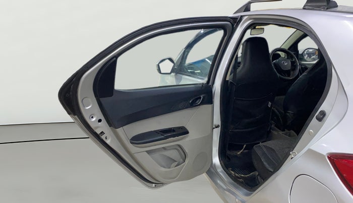2019 Tata Tiago XT PETROL, CNG, Manual, 1,56,822 km, LHS Rear Door