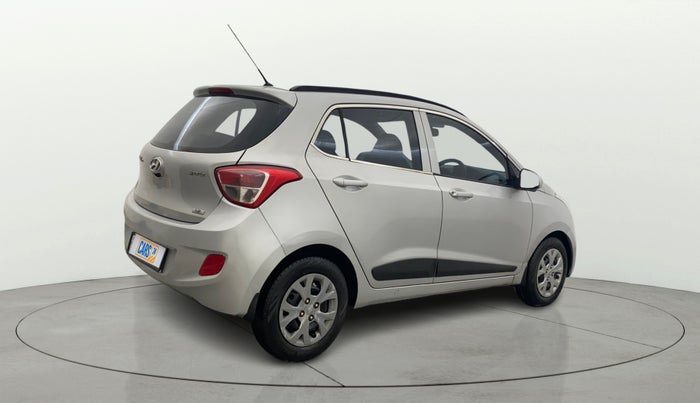 2016 Hyundai Grand i10 SPORTZ 1.2 KAPPA VTVT, Petrol, Manual, 77,525 km, Right Back Diagonal