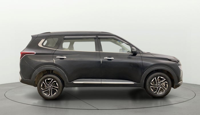 2022 KIA CARENS LUXURY PLUS 1.4 PETROL DCT 7 STR, Petrol, Automatic, 82,165 km, Right Side View