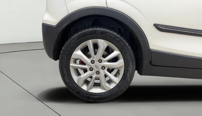 2019 Mahindra XUV300 W8 1.5 DIESEL, Diesel, Manual, 88,401 km, Right Rear Wheel