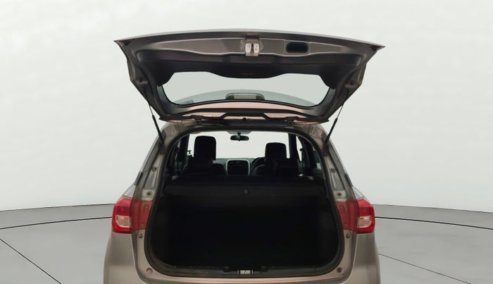 2017 Maruti Vitara Brezza VDI (O), Diesel, Manual, 79,525 km, Boot Door Open