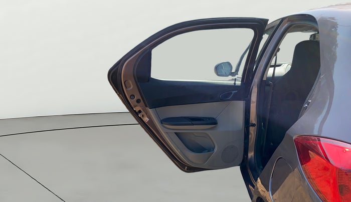 2016 Tata Tiago XT PETROL, Petrol, Manual, 1,09,603 km, LHS Rear Door