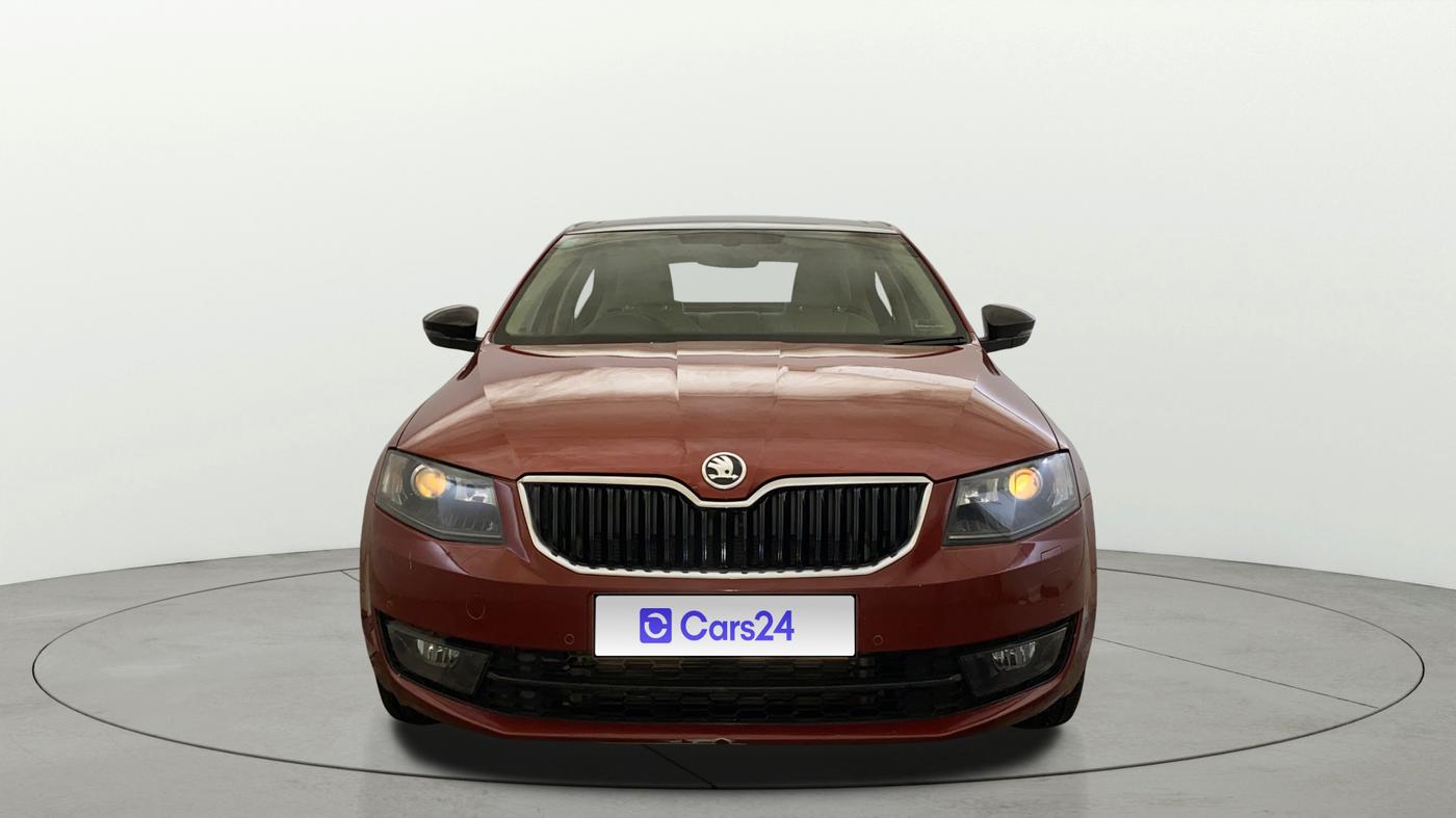 2017 Skoda Octavia STYLE PLUS AT 1.8 TSI, Petrol, Automatic, 47,241 km, Front