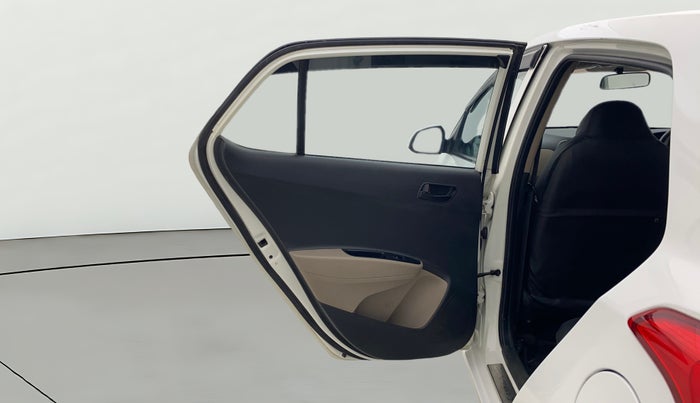 2018 Hyundai Grand i10 MAGNA 1.2 KAPPA VTVT CNG, CNG, Manual, 71,290 km, LHS Rear Door