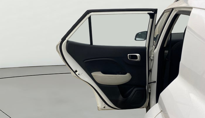 2023 Hyundai VENUE SX 1.2 PETROL, Petrol, Manual, 15,640 km, LHS Rear Door