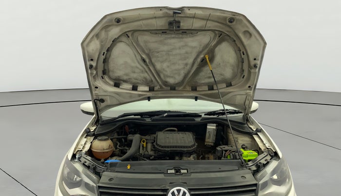 2018 Volkswagen Ameo HIGHLINE PLUS 1.0L 16 ALLOY, Petrol, Manual, 1,14,764 km, Open Bonet