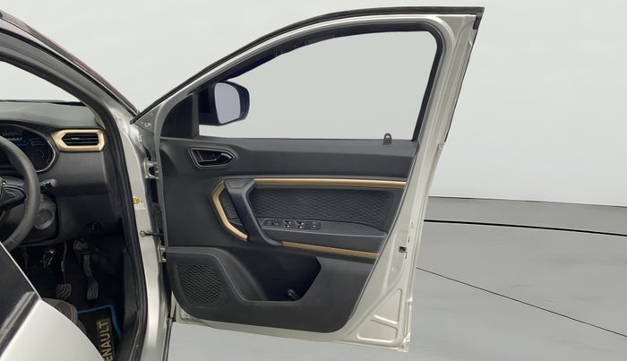 2021 Renault Kiger RXT 1.0 TURBO MT DUAL TONE, Petrol, Manual, 38,172 km, RHS Front Door