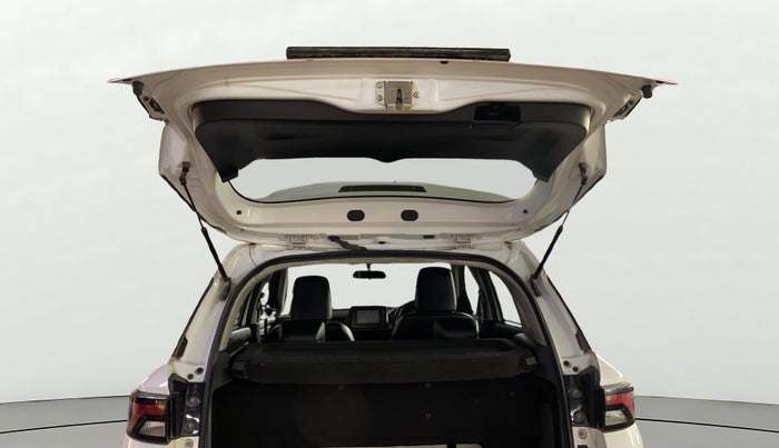 2023 Maruti BREZZA VXI S-CNG, CNG, Manual, 83,344 km, Boot Door Open