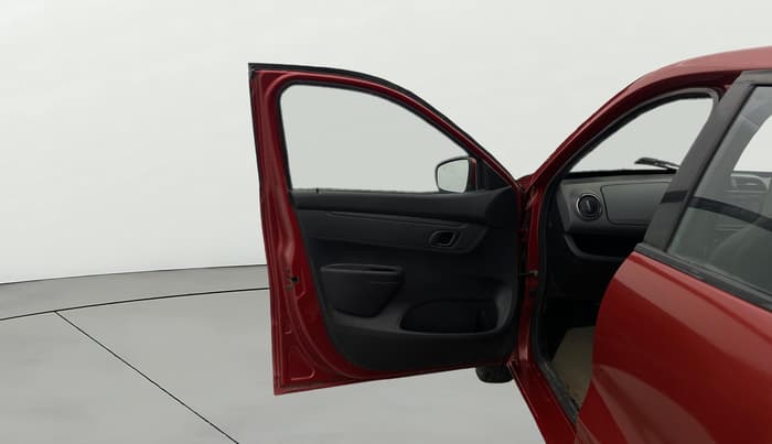 2017 Renault Kwid RXT 0.8, Petrol, Manual, 86,577 km, LHS Front Door