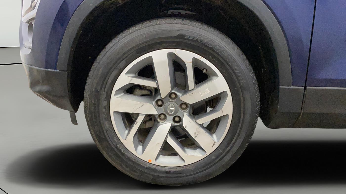 2021 Tata Safari XZA PLUS, Diesel, Automatic, 60,760 km, Left Front Wheel