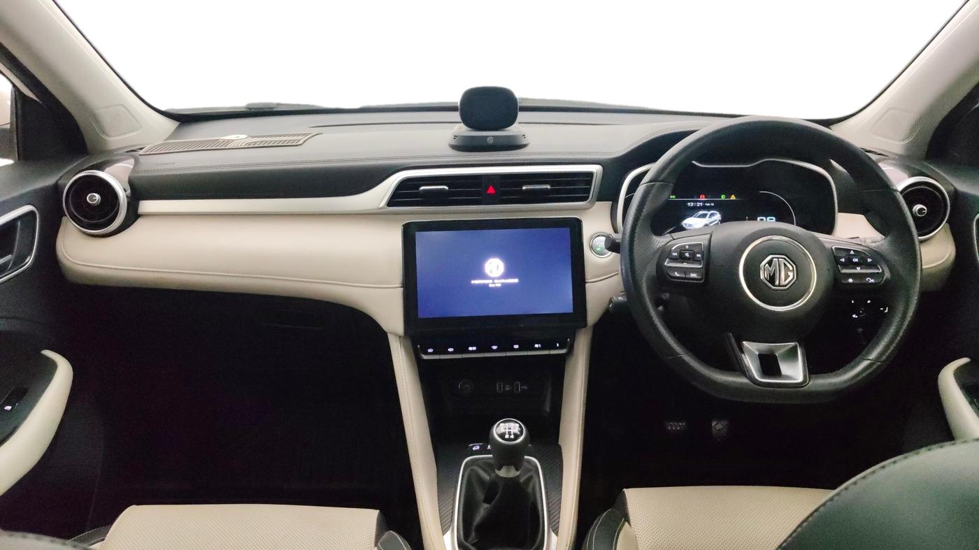 2022 MG ASTOR  SHARP 1.5 MT IVORY , Petrol, Manual, 63,216 km, Dashboard