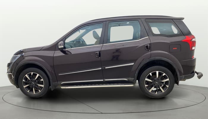 2018 Mahindra XUV500 W11 AT, Diesel, Automatic, 29,981 km, Left Side