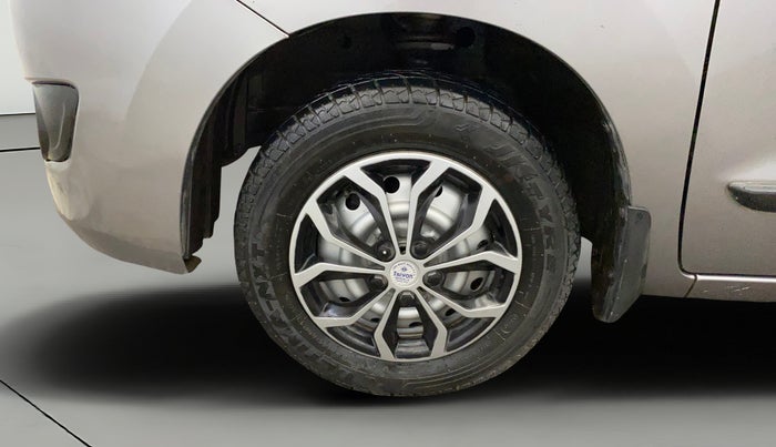 2017 Maruti Wagon R 1.0 LXI CNG, CNG, Manual, 89,289 km, Left Front Wheel