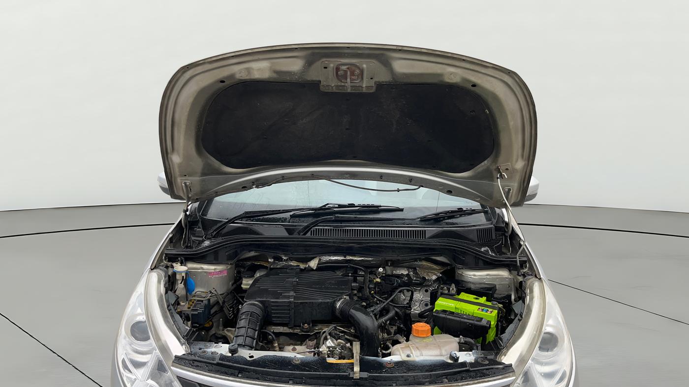 2014 Tata Zest XMS PETROL, Petrol, Manual, 69,402 km, Open Bonet