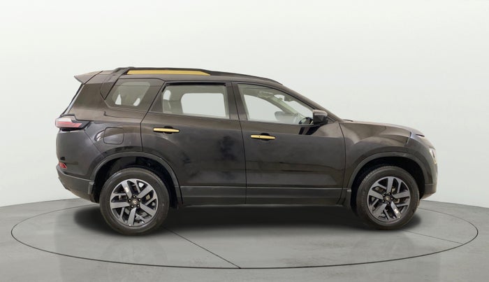 2023 Tata Safari XZA PLUS GOLD, Diesel, Automatic, 39,398 km, Right Side View