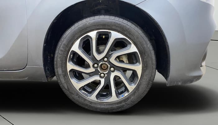 2022 Maruti Baleno ALPHA PETROL 1.2, Petrol, Manual, 1,24,322 km, Right Front Wheel