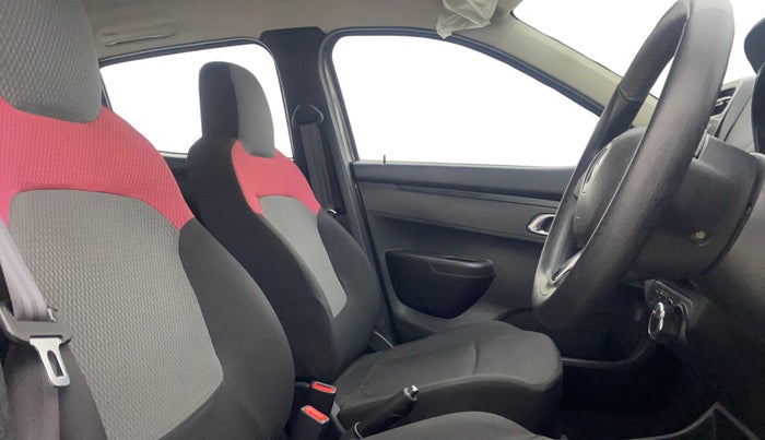 2018 Renault Kwid RXT 1.0 AMT, Petrol, Automatic, 22,451 km, Right Side Front Door Cabin