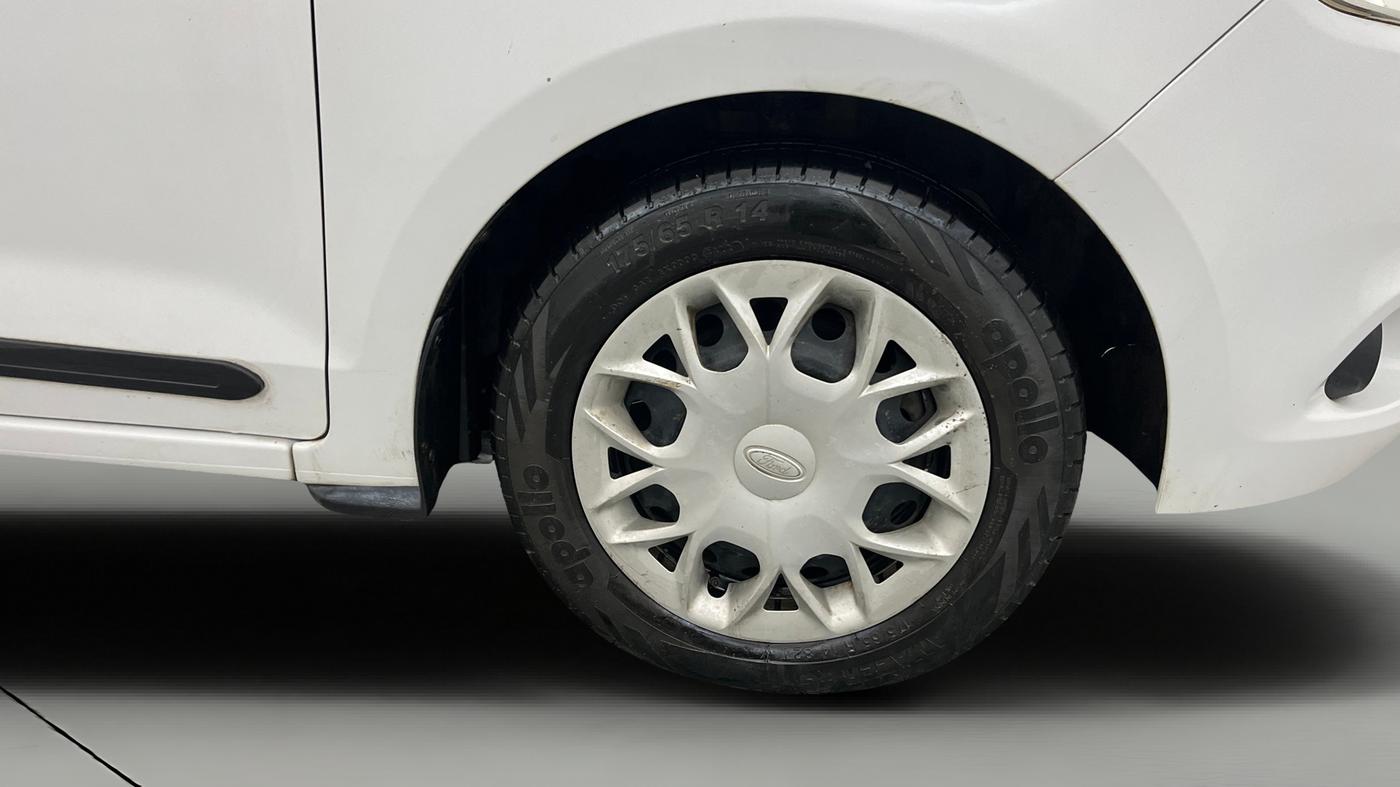2017 Ford New Figo TREND 1.2 PETROL, CNG, Manual, 87,407 km, Right Front Wheel