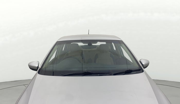 2016 Volkswagen Ameo HIGHLINE1.2L, Petrol, Manual, 55,435 km, Front Windshield