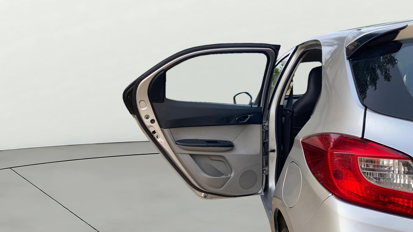 2018 Tata Tiago XT PETROL, Petrol, Manual, 38,109 km, LHS Rear Door