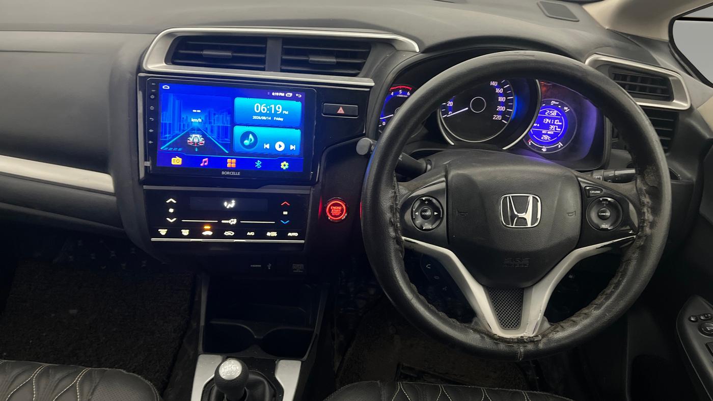 2018 Honda WR-V 1.5L I-DTEC VX MT, Diesel, Manual, 1,34,100 km, Steering Wheel Close Up