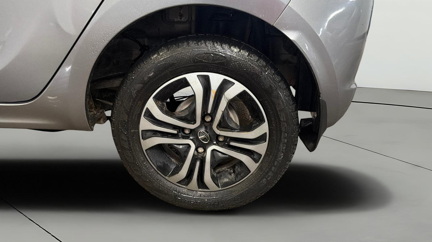2019 Tata Tiago XZA PETROL, Petrol, Automatic, 27,925 km, Left Rear Wheel
