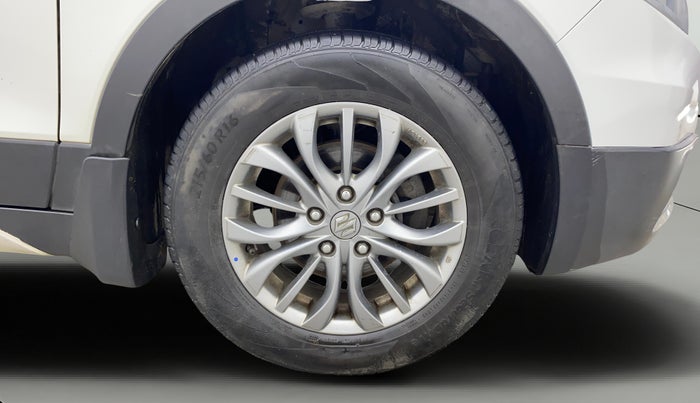 2017 Maruti S Cross ZETA 1.3, Diesel, Manual, 1,02,030 km, Right Front Wheel