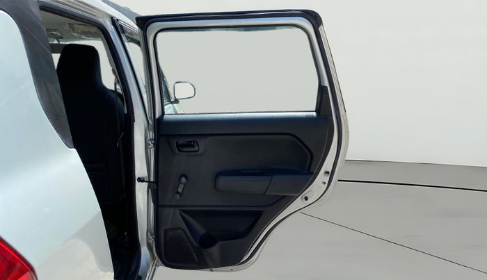 2021 Maruti New Wagon-R LXI (O) 1.0, Petrol, Manual, 15,874 km, RHS Rear Door