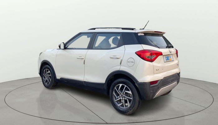 2023 Mahindra XUV300 W8 (O) 1.2 PETROL, Petrol, Manual, 30,905 km, Left Back Diagonal
