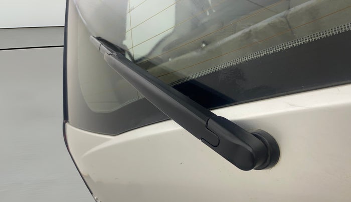 2015 Mahindra XUV500 W10, Diesel, Manual, 83,012 km, Rear Wiper