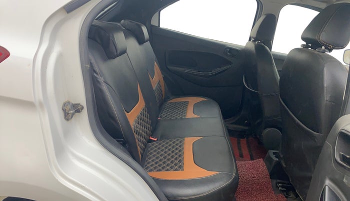 2019 Ford New Figo TITANIUM 1.2 PETROL MT, Petrol, Manual, 1,01,867 km, Right Side Rear Door Cabin