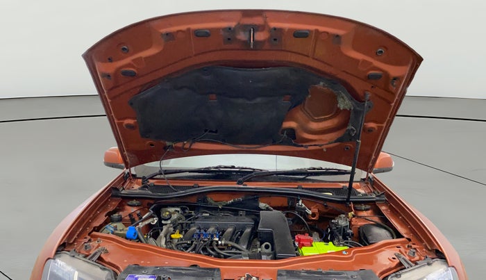 2017 Renault Duster RXL PETROL, CNG, Manual, 26,729 km, Open Bonet