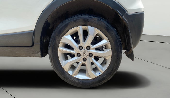 2020 Mahindra XUV300 W8 1.5 DIESEL, Diesel, Manual, 17,802 km, Left Rear Wheel