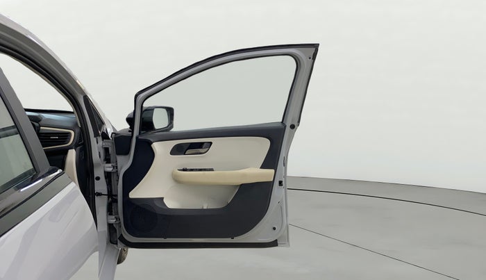 2025 Tata ALTROZ Creative S Petrol 5AMT, Petrol, Automatic, 185 km, RHS Front Door