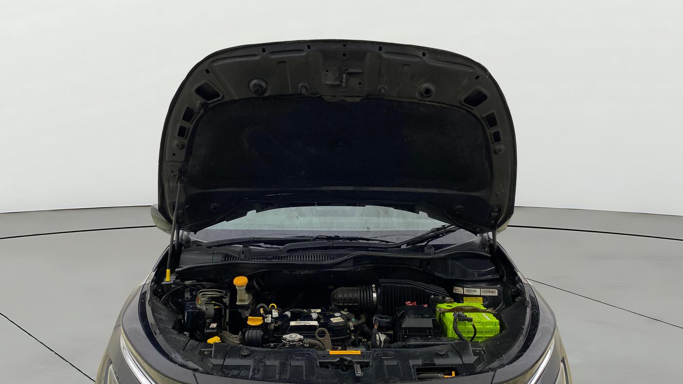 2020 Tata ALTROZ XT PETROL, Petrol, Manual, 84,437 km, Open Bonet