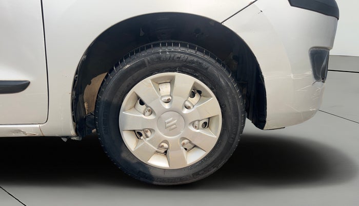 2014 Maruti Wagon R 1.0 LXI, Petrol, Manual, 61,995 km, Right Front Wheel