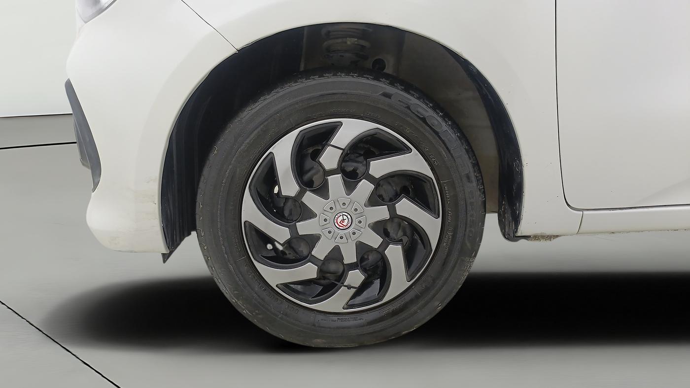 2022 Maruti Celerio ZXI, Petrol, Manual, 27,084 km, Left Front Wheel