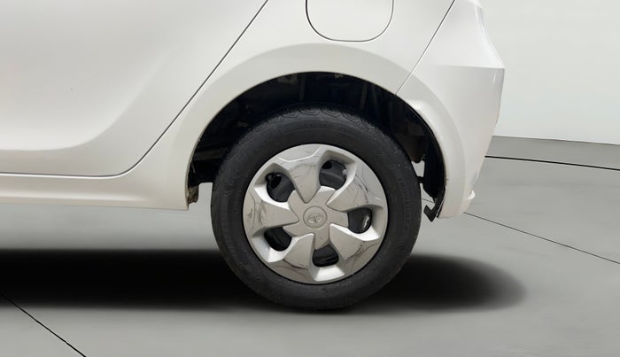 2021 Tata Tiago XTA PETROL, Petrol, Automatic, 39,004 km, Left Rear Wheel