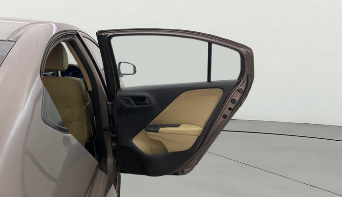 2014 Honda City 1.5L I-VTEC V MT, Petrol, Manual, 1,17,962 km, RHS Rear Door