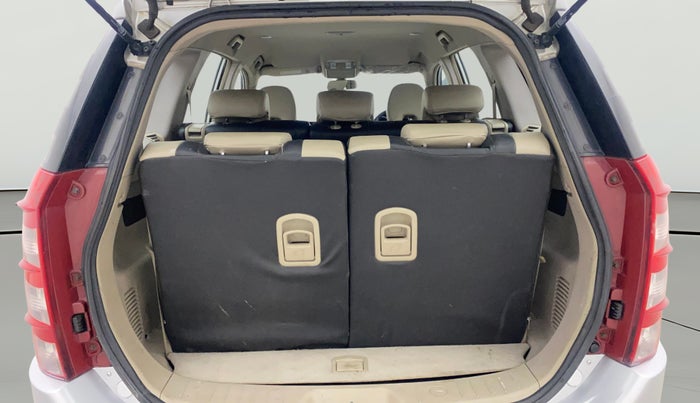 2017 Mahindra XUV500 W6 AT, Diesel, Automatic, 57,612 km, Boot Open Zoomed View