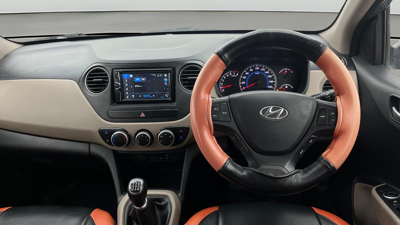 2016 Hyundai Grand i10 SPORTZ 1.2 KAPPA VTVT, Petrol, Manual, 53,089 km, Steering Wheel Close Up