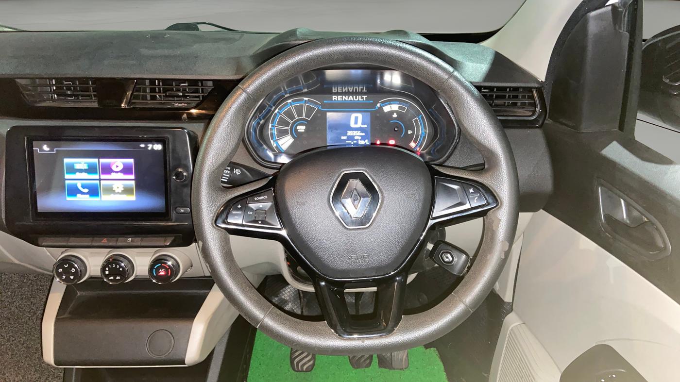 2021 Renault TRIBER RXT, Petrol, Manual, 39,336 km, Steering Wheel Close Up