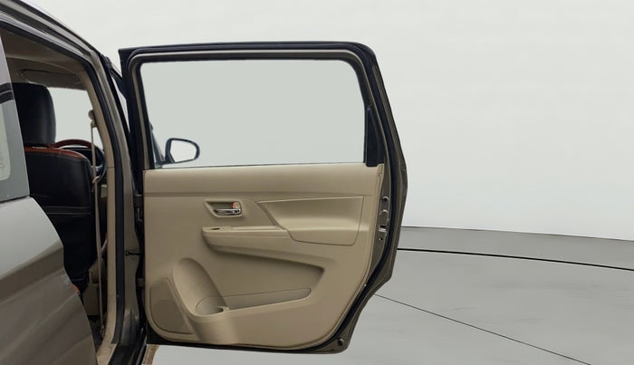 2021 Maruti Ertiga VXI SHVS, Petrol, Manual, 93,959 km, RHS Rear Door