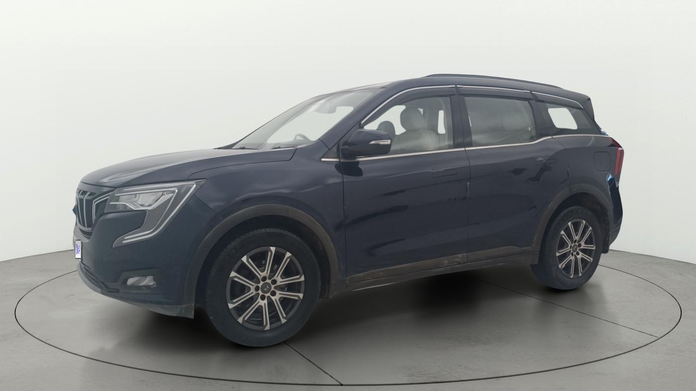 2022 Mahindra XUV700 AX 7 P AT 7 STR, Petrol, Automatic, 69,216 km, Left Front Diagonal