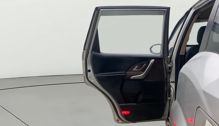 2013 Mahindra XUV500 W8, Diesel, Manual, 97,265 km, LHS Rear Door
