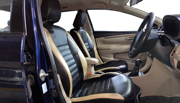 2022 Maruti Ciaz ZETA AT 1.5  SHVS PETROL, Petrol, Automatic, 46,388 km, Right Side Front Door Cabin