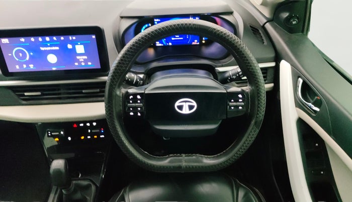 2023 Tata NEXON CREATIVE + 1.5 DIESEL, Diesel, Manual, 56,303 km, Steering Wheel Close Up